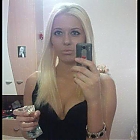 thumb_katya_supergirl1ep7cm.jpg