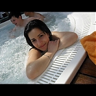 thumb_prettyadonna13.jpg