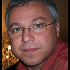thumb_willy_bond1.jpg
