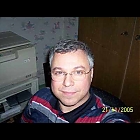 thumb_willy_bond3.jpg