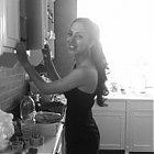 thumb_carolinesburnes2.jpg